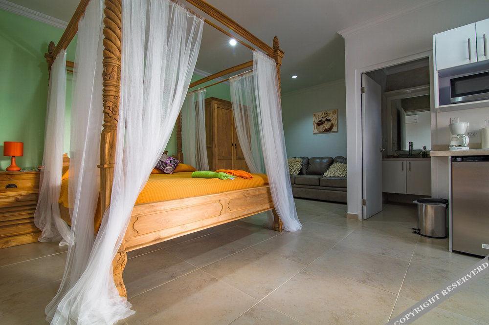 Aruba'S Bakval Suites Luaran gambar