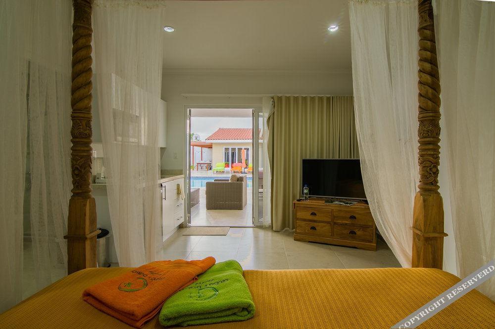 Aruba'S Bakval Suites Luaran gambar